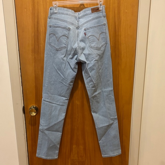 Levi's Light Blue Skinny Jeans - Picture 3 of 7